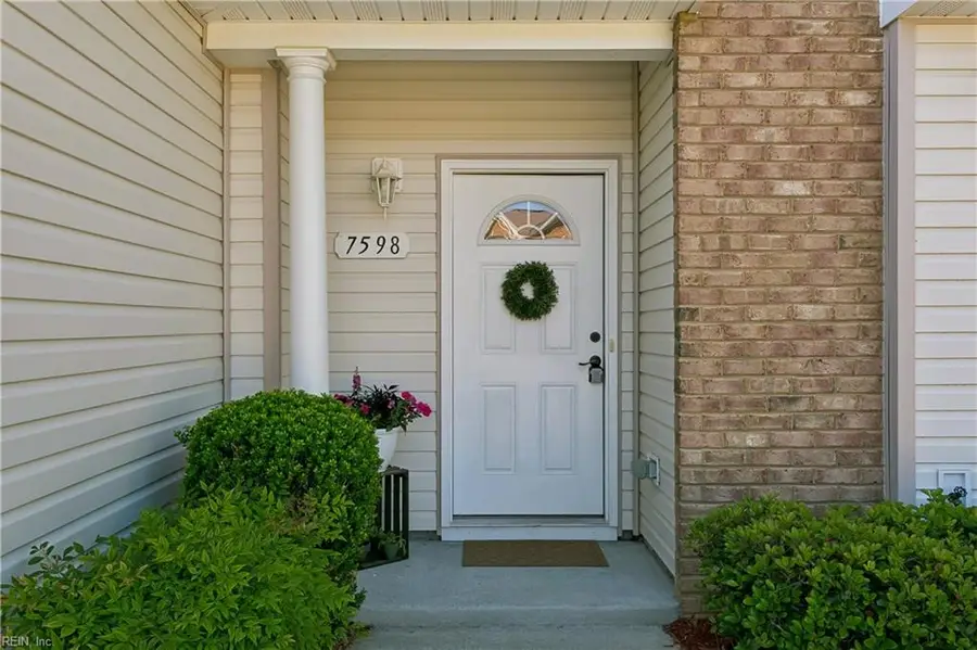 7598 Villa Ct Court, Gloucester Point, VA 23062 - #3