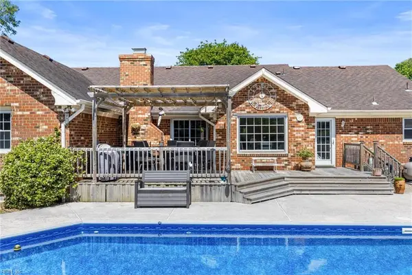 1208 Tarington Landing, Virginia Beach, VA 23464