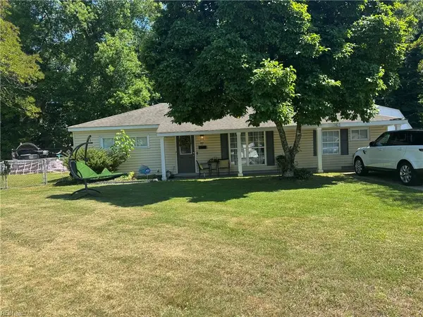 17 Cottage Lane, Newport News, VA 23603