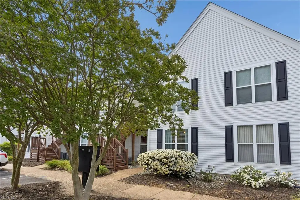 213 Persimmon Drive, Yorktown, VA 23693 - #1