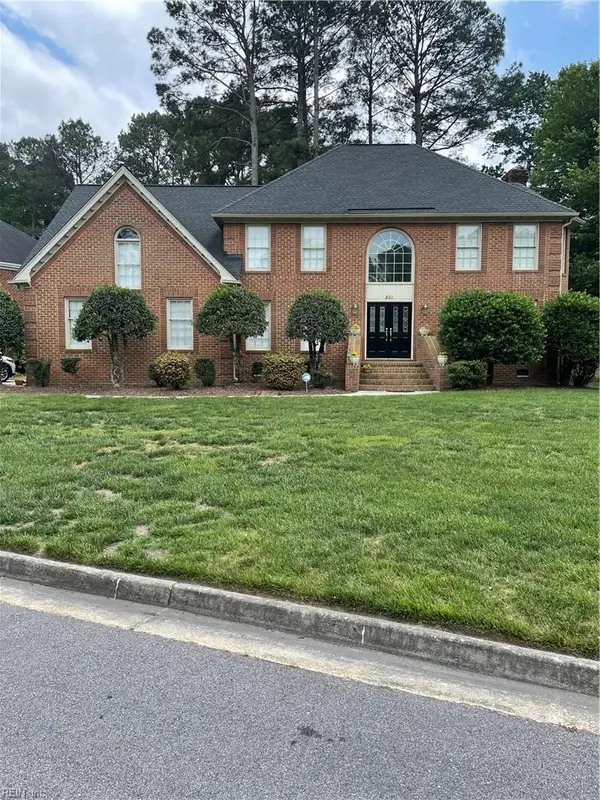 801 Pecan Forest Court, Chesapeake, VA 23322