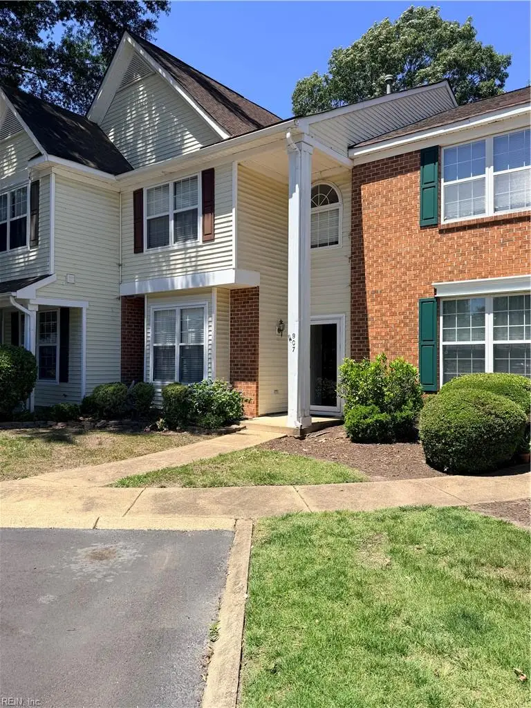 807 Oak Springs Court, Newport News, VA 23602 - #2