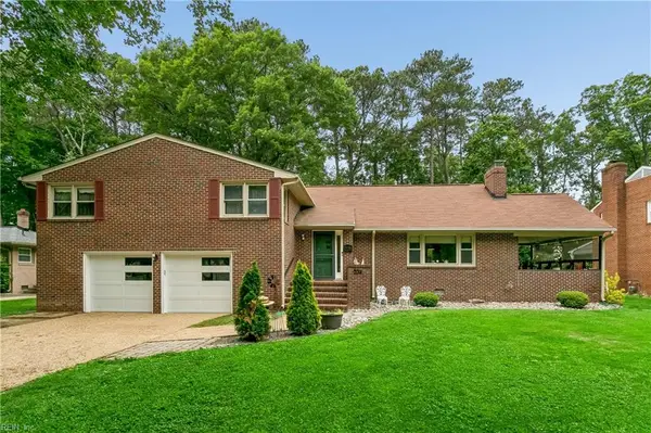 319 Mistletoe Drive, Newport News, VA 23606
