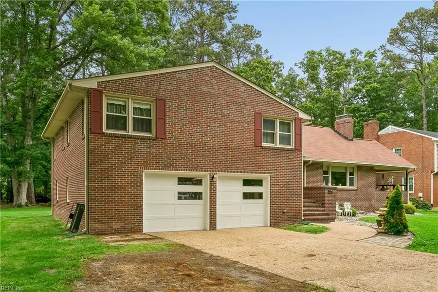 319 Mistletoe Drive, Newport News, VA 23606 - #2