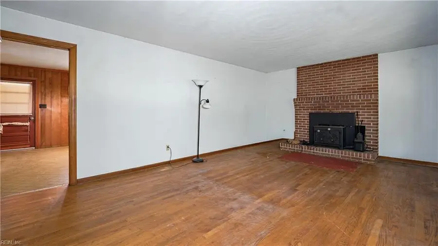 4649 Backwoods Road, Chesapeake, VA 23322 - #2