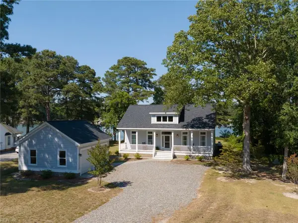 7877 Berkeley Drive, Gloucester Point, VA 23062
