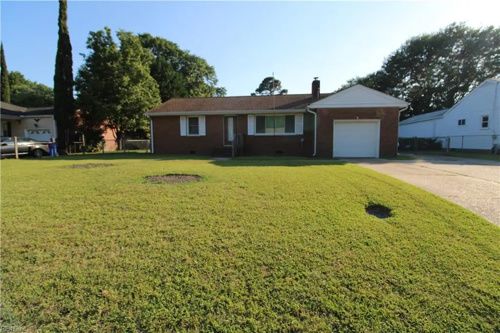 220 Charlotte Drive, Portsmouth, VA 23701 - #1