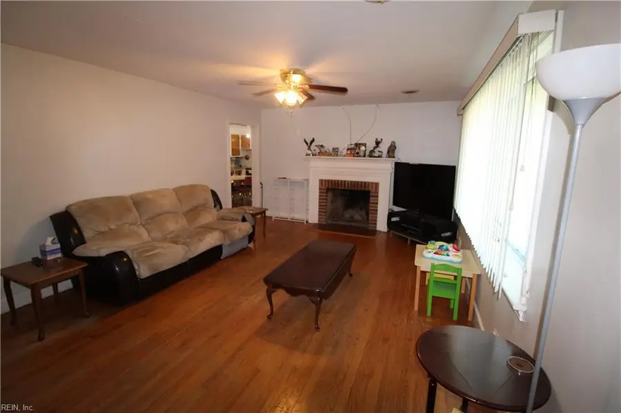 220 Charlotte Drive, Portsmouth, VA 23701 - #3