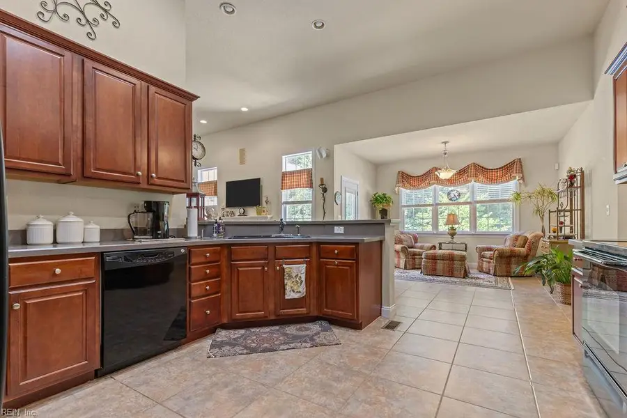 2023 Indian Point Road, Suffolk, VA 23434 - #2