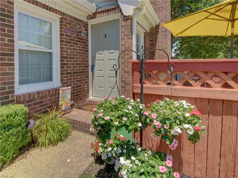 5224 Lake Victoria Arch, Virginia Beach, VA 23464 - #2
