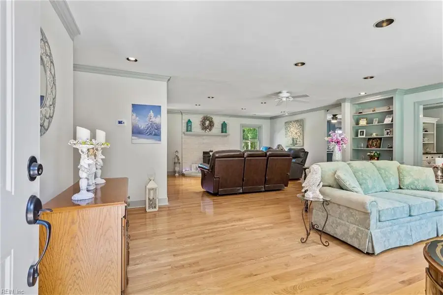 5585 Ware Neck Road, Gloucester, VA 23061 - #2