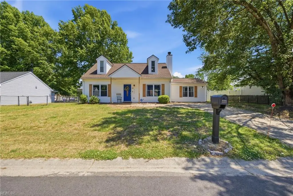 252 Locust Street, Suffolk, VA 23434 - #1