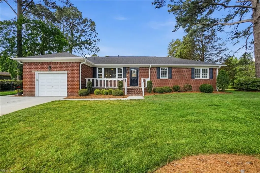 1517 Custom Street, Virginia Beach, VA 23454 - #1