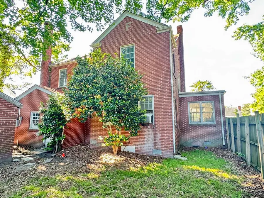 2910 Woodland Avenue, Norfolk, VA 23504 - #2