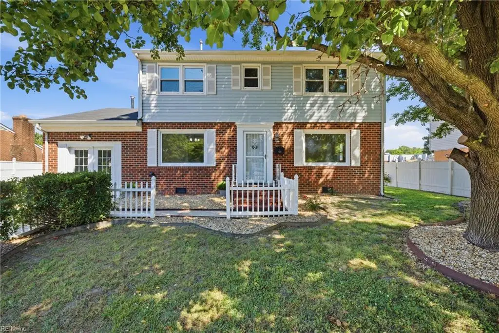 725 Arrowhead Drive, Newport News, VA 23601 - #1