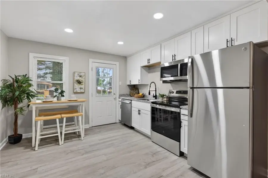 3802 Greenwood Drive, Portsmouth, VA 23701 - #2