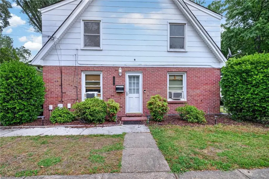 1059 Warwick Avenue, Norfolk, VA 23503 - #3