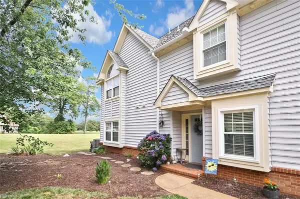 1304 Sand Bunker Arch #A, Chesapeake, VA 23320