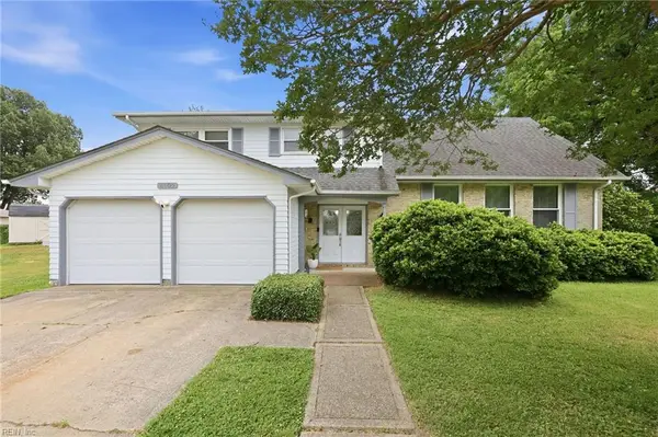 6105 Adelphi Circle, Virginia Beach, VA 23464