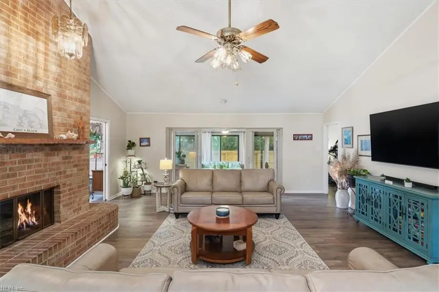 5204 Lake Shores Road, Virginia Beach, VA 23455 - #3