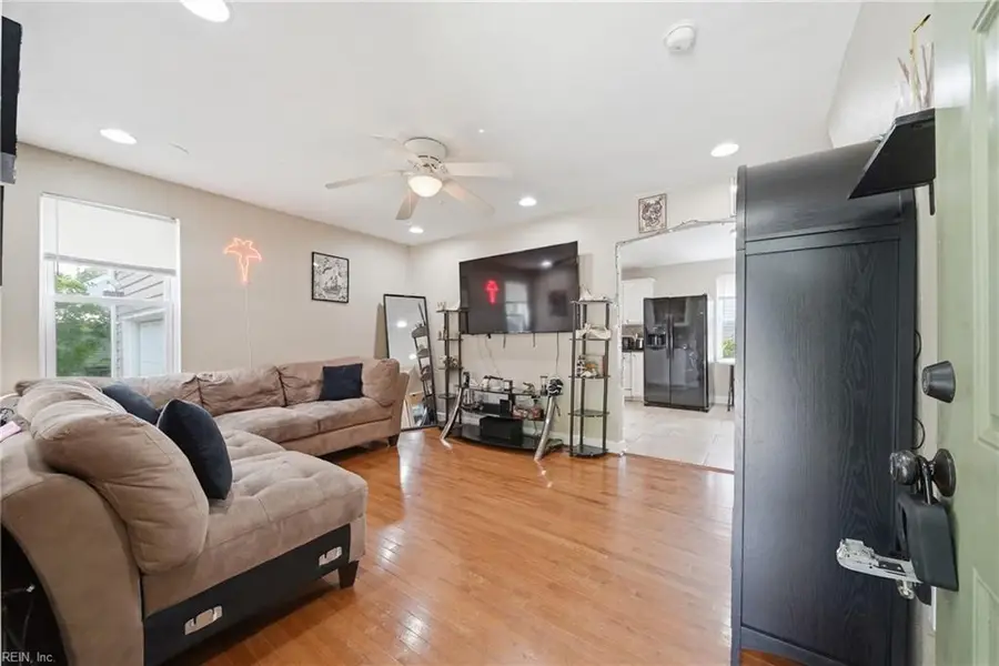 6113 Pamlico Circle, Norfolk, VA 23513 - #2