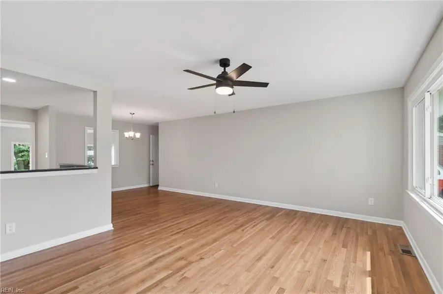 13 Meadowbrook Drive, Hampton, VA 23666 - #3