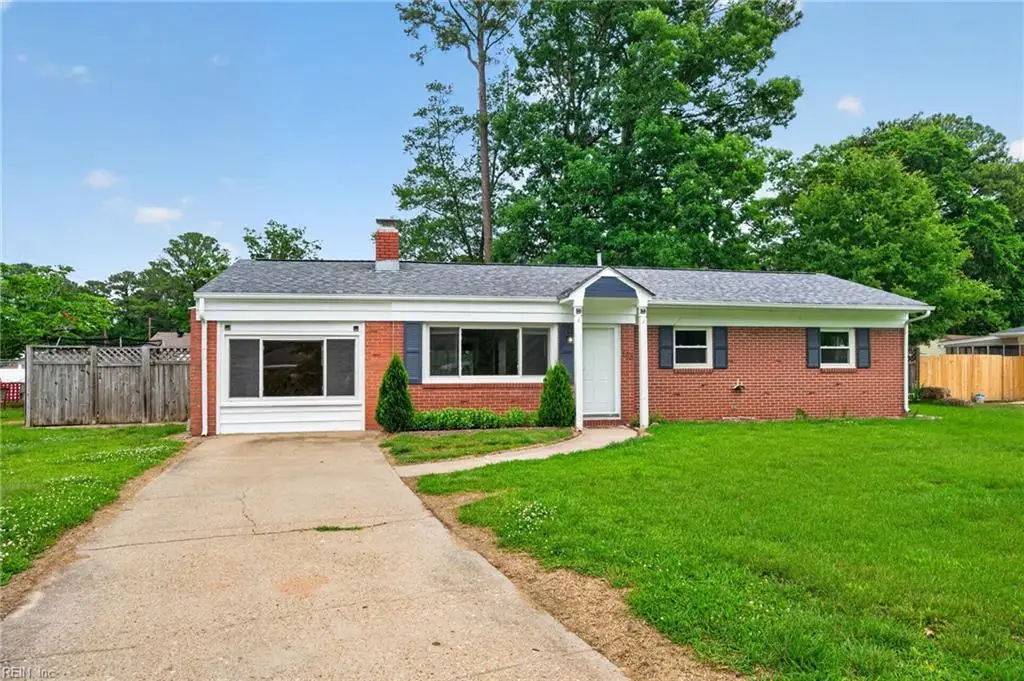 313 Sparrow Road, Chesapeake, VA 23325 - #1
