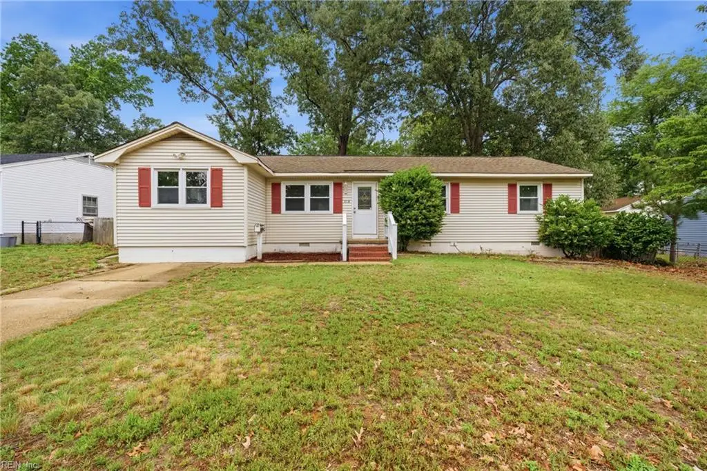 218 Collins Drive, Newport News, VA 23601 - #1