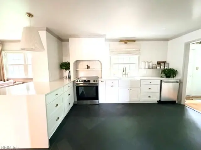 600 Hudgins Court, Virginia Beach, VA 23455 - #2