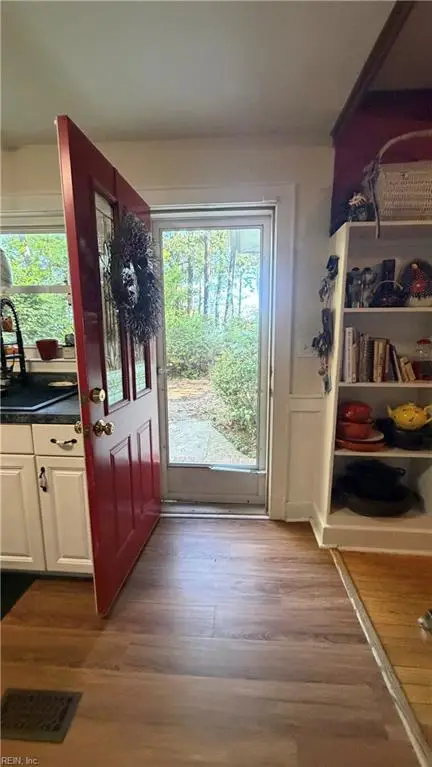 1137 Inland Road, Chesapeake, VA 23322 - #3