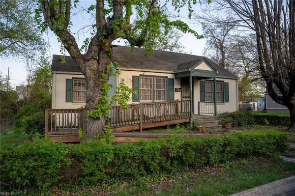414 10 1/2 Street Nw, Charlottesville, VA 22903