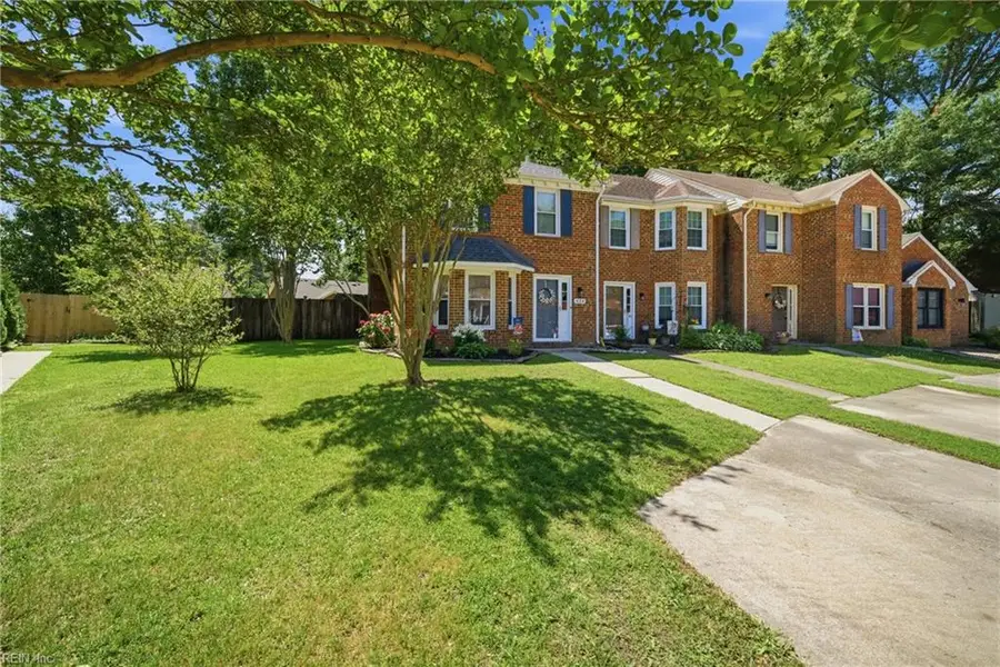 424 Faire Chase, Chesapeake, VA 23322 - #3