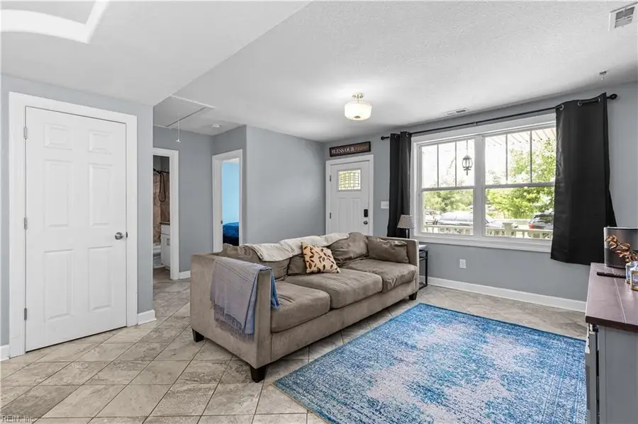 1035 Quail Street, Norfolk, VA 23513 - #3