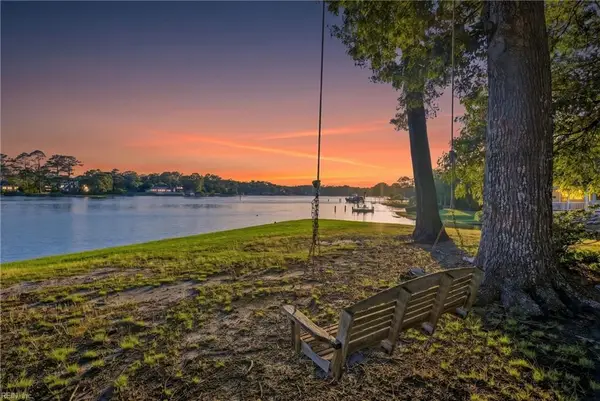 114 Pinewood Road, Virginia Beach, VA 23451