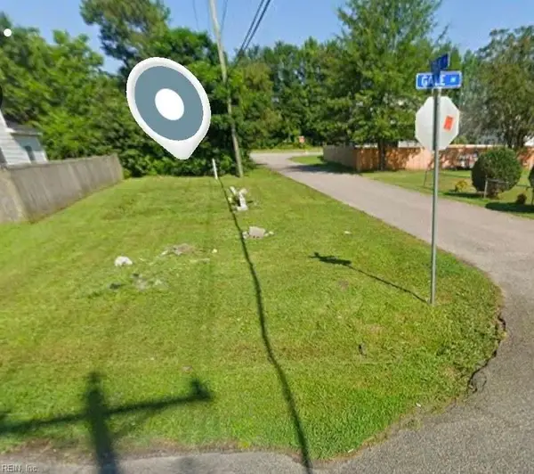 29 Gale Avenue, Chesapeake, VA 23323