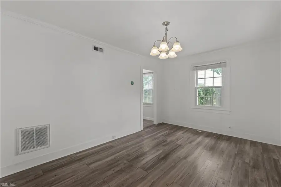 21 Burtis Street, Portsmouth, VA 23702 - #3