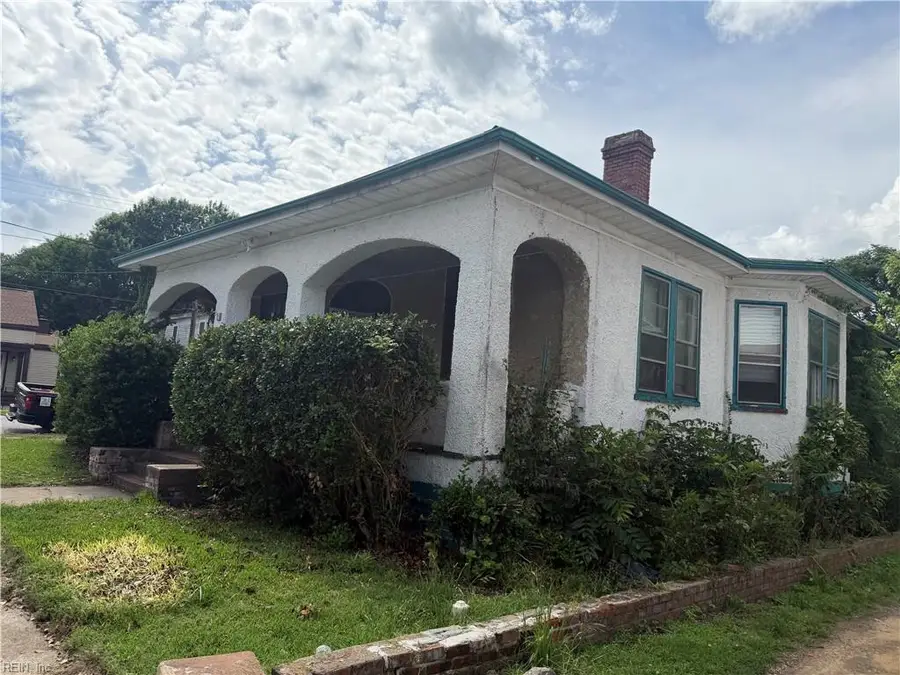 1025 W High Street, Petersburg, VA 23803 - #3