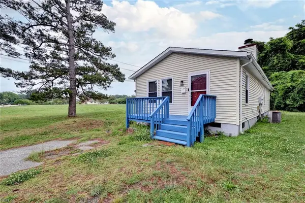 1942 Box Street, Hampton, VA 23661