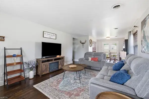 4901 Hatton Point Road, Portsmouth, VA 23703