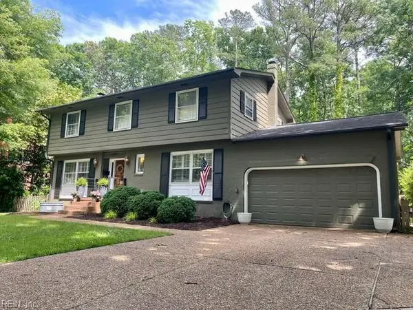 320 Parkway Drive, Newport News, VA 23606