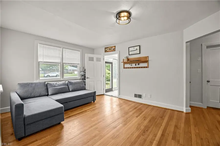 519 Thole Street, Norfolk, VA 23505 - #2