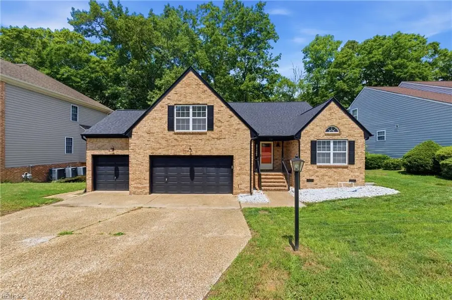 116 Lake Pointe Drive, Newport News, VA 23603 - #3