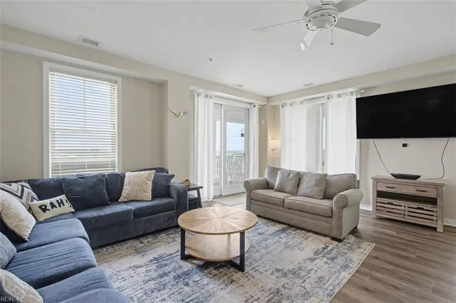 3738 Sandpiper Road #228B, Virginia Beach, VA 23456 - #3