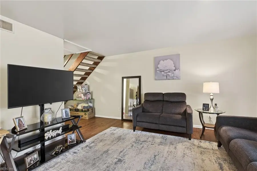 1437 Longdale Drive, Norfolk, VA 23513 - #3
