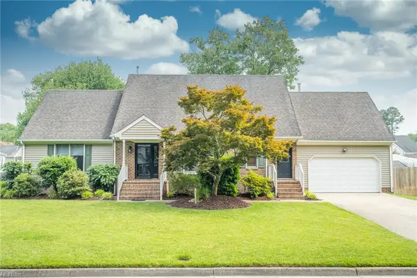 635 Foxgate Quarter Drive, Chesapeake, VA 23322