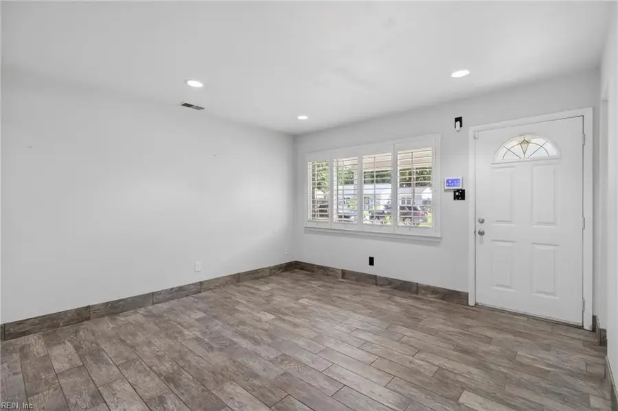 359 Hospital Drive, Virginia Beach, VA 23452 - #3