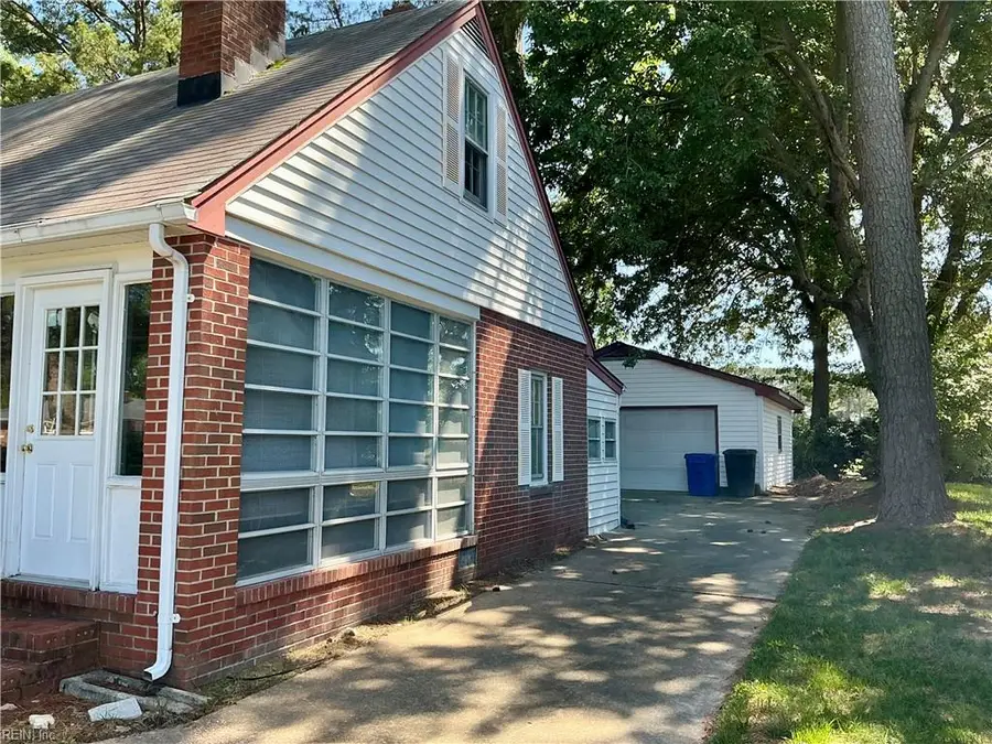 226 Mayflower Road, Portsmouth, VA 23701 - #3