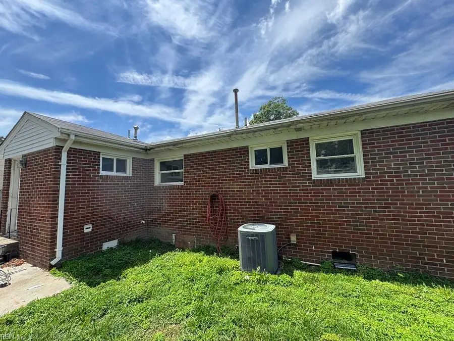9218 Mason Creek Road, Norfolk, VA 23503 - #2