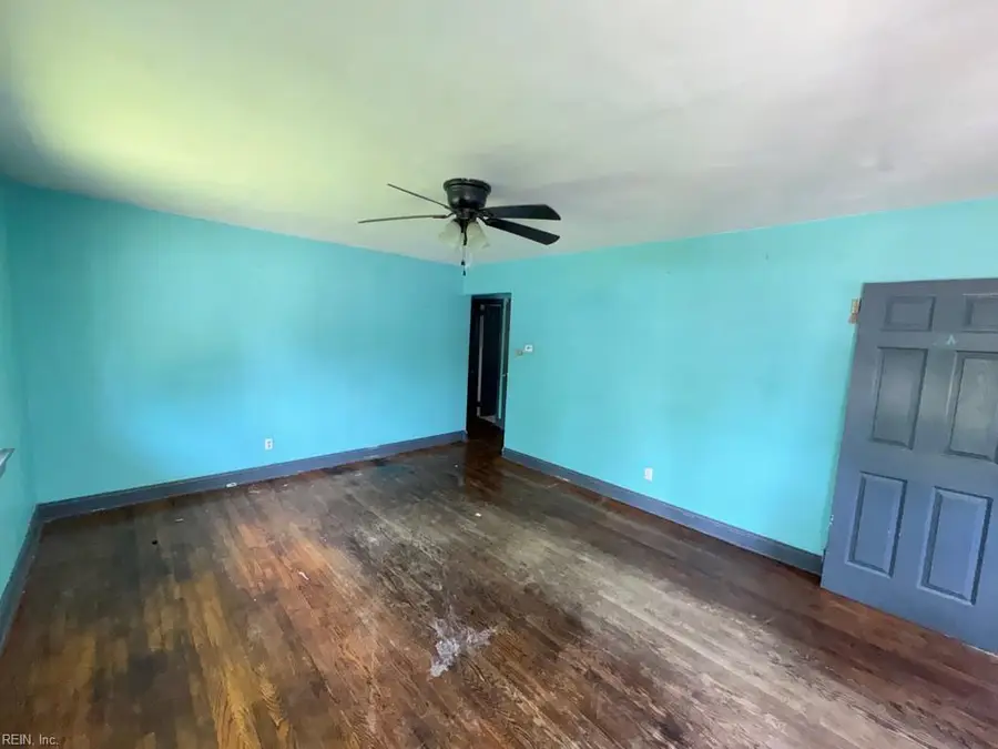 9218 Mason Creek Road, Norfolk, VA 23503 - #3