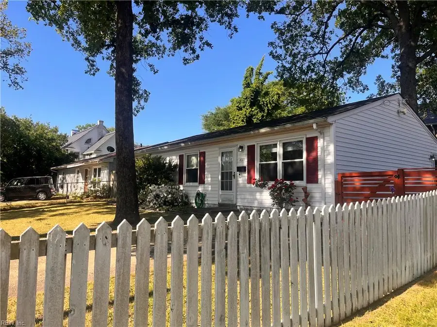 4315 Gosnold Avenue, Norfolk, VA 23508 - #3